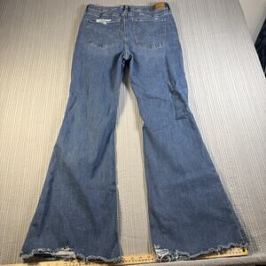 American Eagle Blue Jeans Womens 14 L Super High Rise Flare Distressed Raw Hem